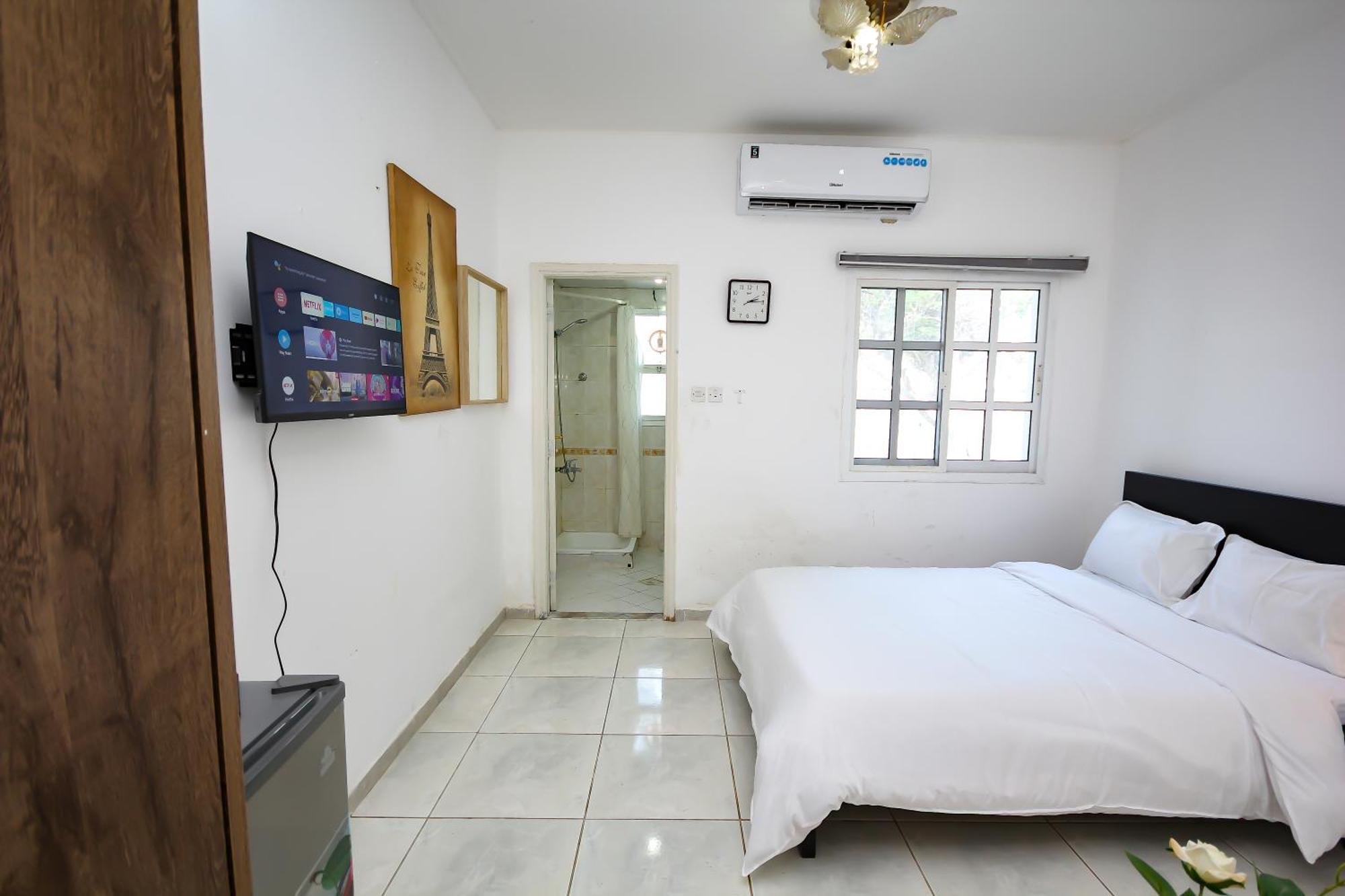 Comfortable Private Rooms In Compound Housing Dubai Exterior foto